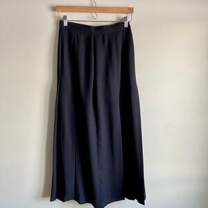 Vintage Cleo | Black Midi Pleated Skirt w/ Slit 35" Length